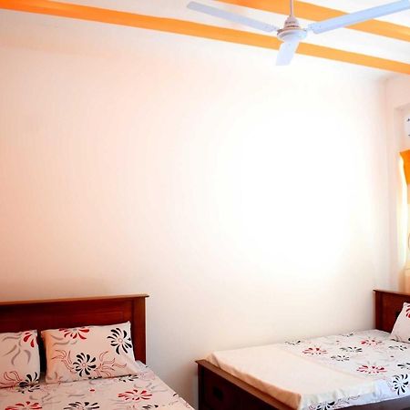 Sri Mayura Holiday Resort Kataragama Luaran gambar