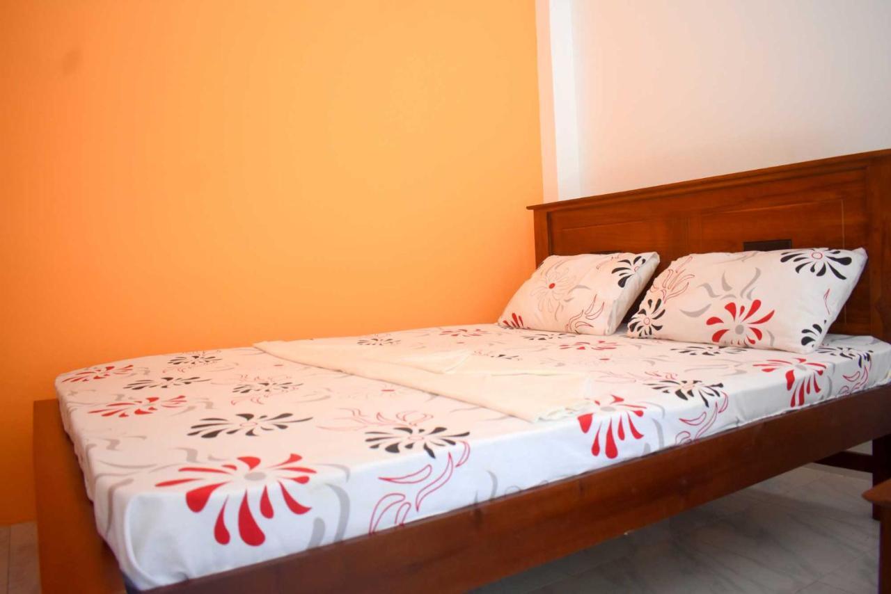 Sri Mayura Holiday Resort Kataragama Luaran gambar
