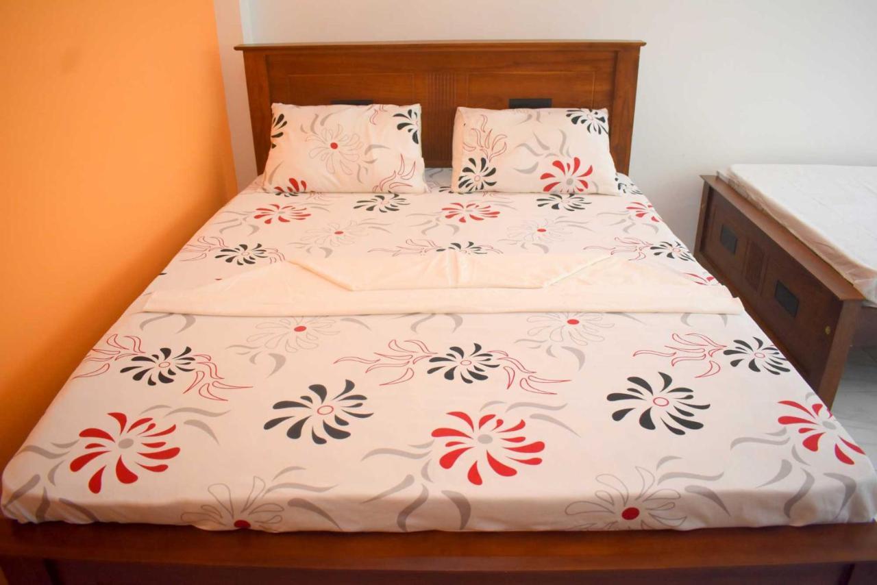 Sri Mayura Holiday Resort Kataragama Luaran gambar